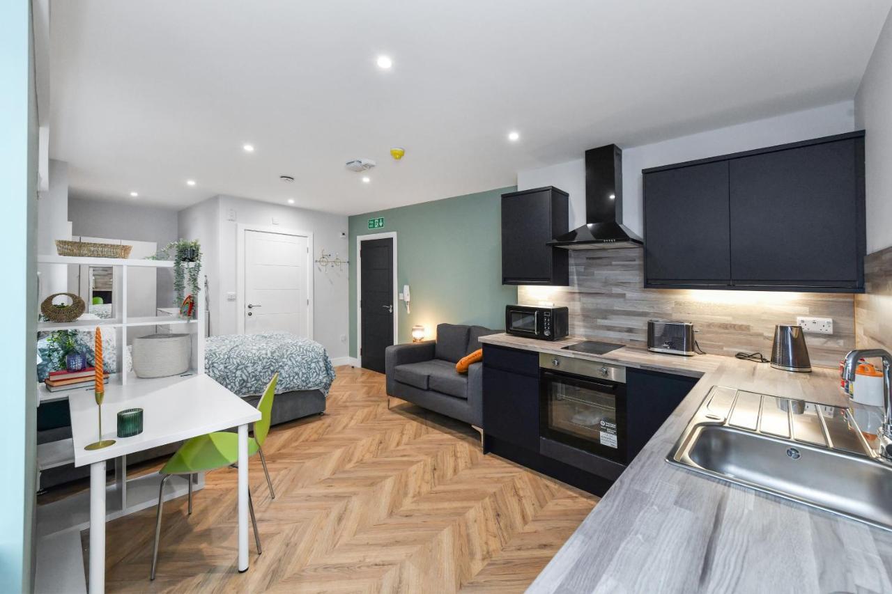 The Varsity Studios Nottingham Extérieur photo