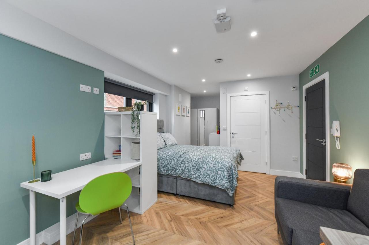 The Varsity Studios Nottingham Extérieur photo
